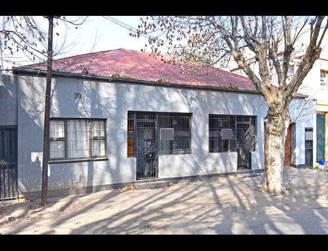 4 BEDROOM HOUSE FOR SALE IN MAYFAIR